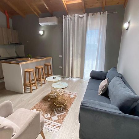 Villa Yseni Orikum Bagian luar foto