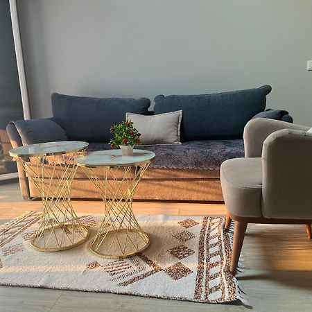 Villa Yseni Orikum Bagian luar foto
