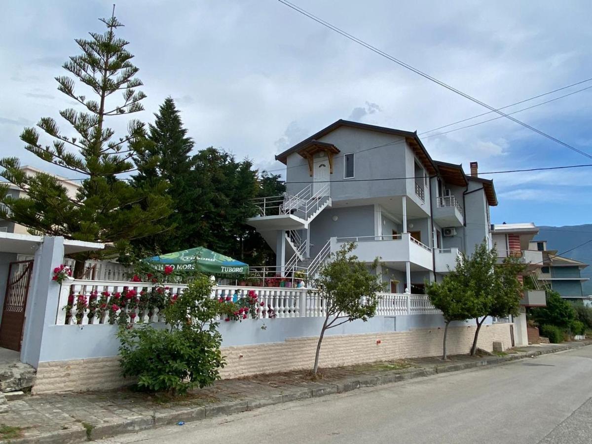 Villa Yseni Orikum Bagian luar foto
