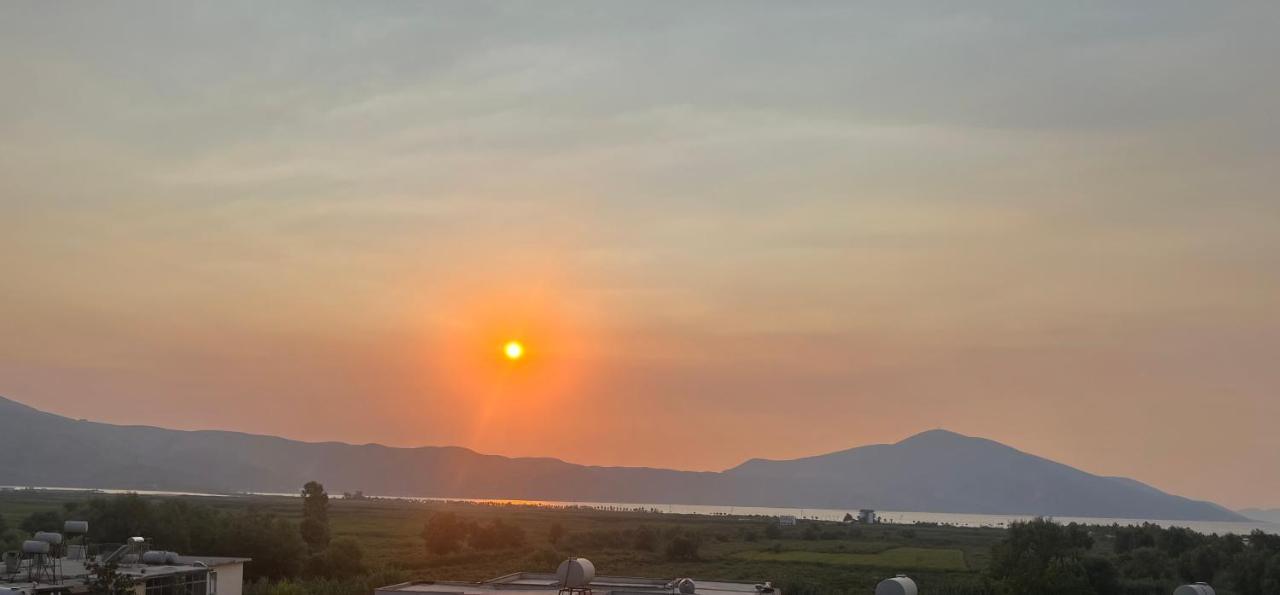 Villa Yseni Orikum Bagian luar foto