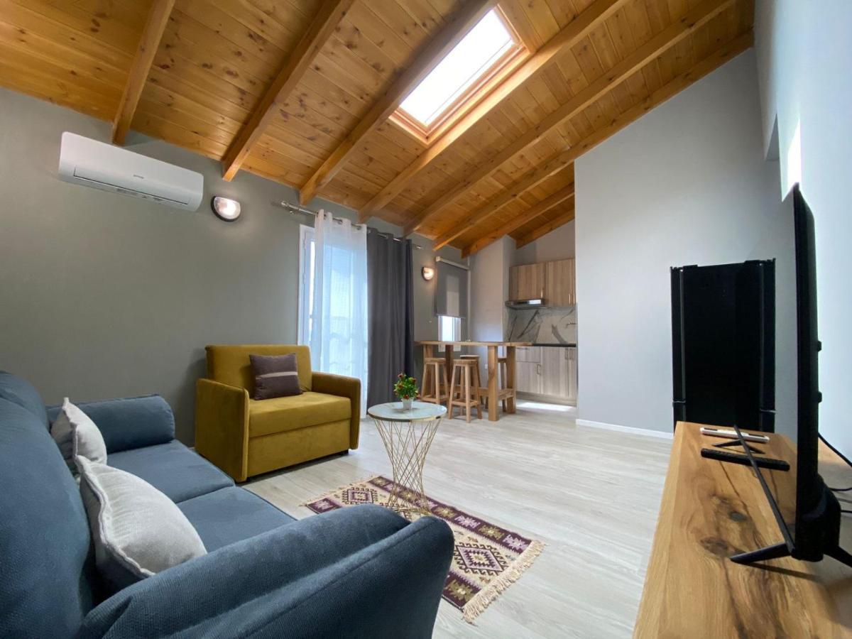 Villa Yseni Orikum Bagian luar foto