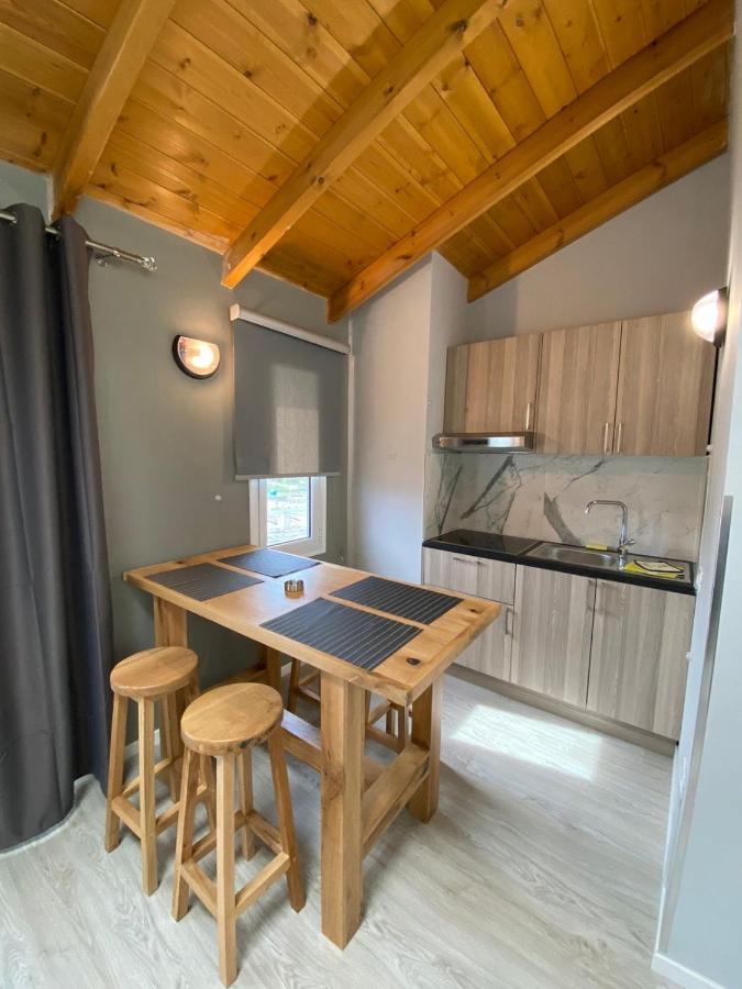 Villa Yseni Orikum Bagian luar foto